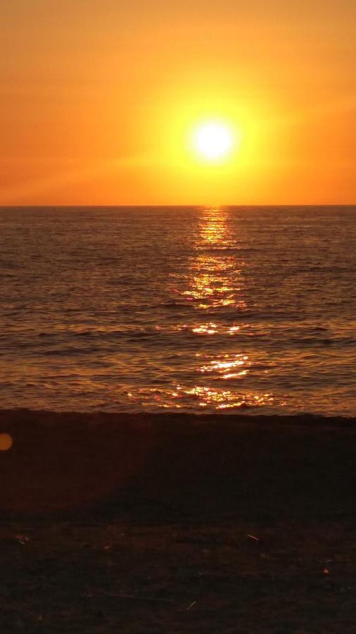 Tzanetos Seaside Kyparissia Exterior foto