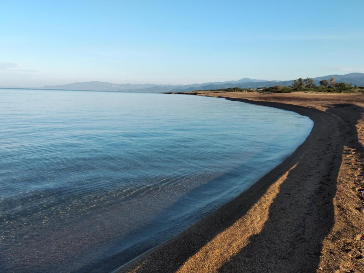 Tzanetos Seaside Kyparissia Exterior foto